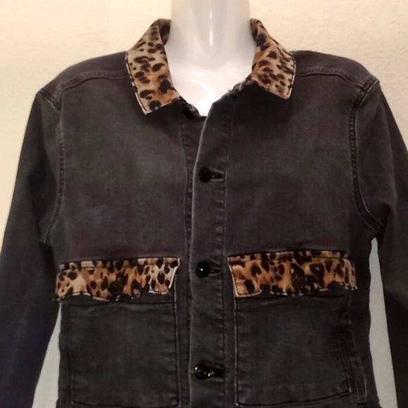 LulaRoe Black Denim Jacket with Animal Print Trim - Picture 6 of 13